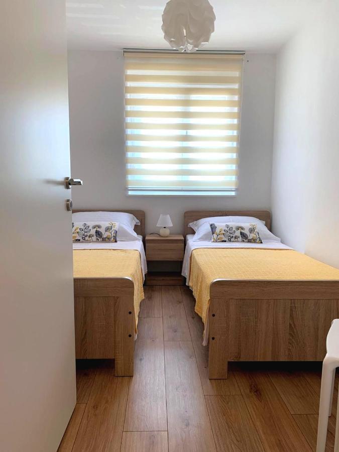 Ulike I Pini Apartment Pula Luaran gambar