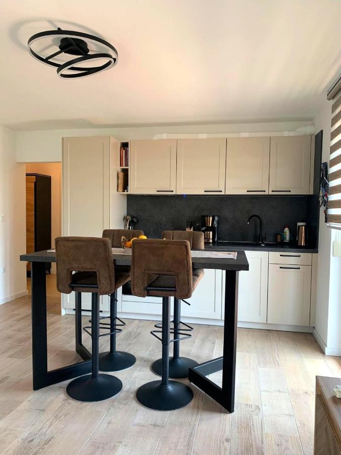 Ulike I Pini Apartment Pula Luaran gambar